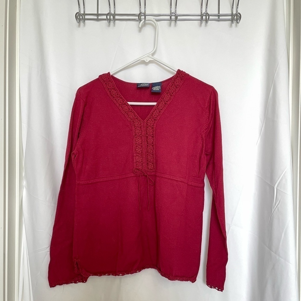 Genuine Sonoma/ Red light sweater with crochet accent​​​​​​​​​​​